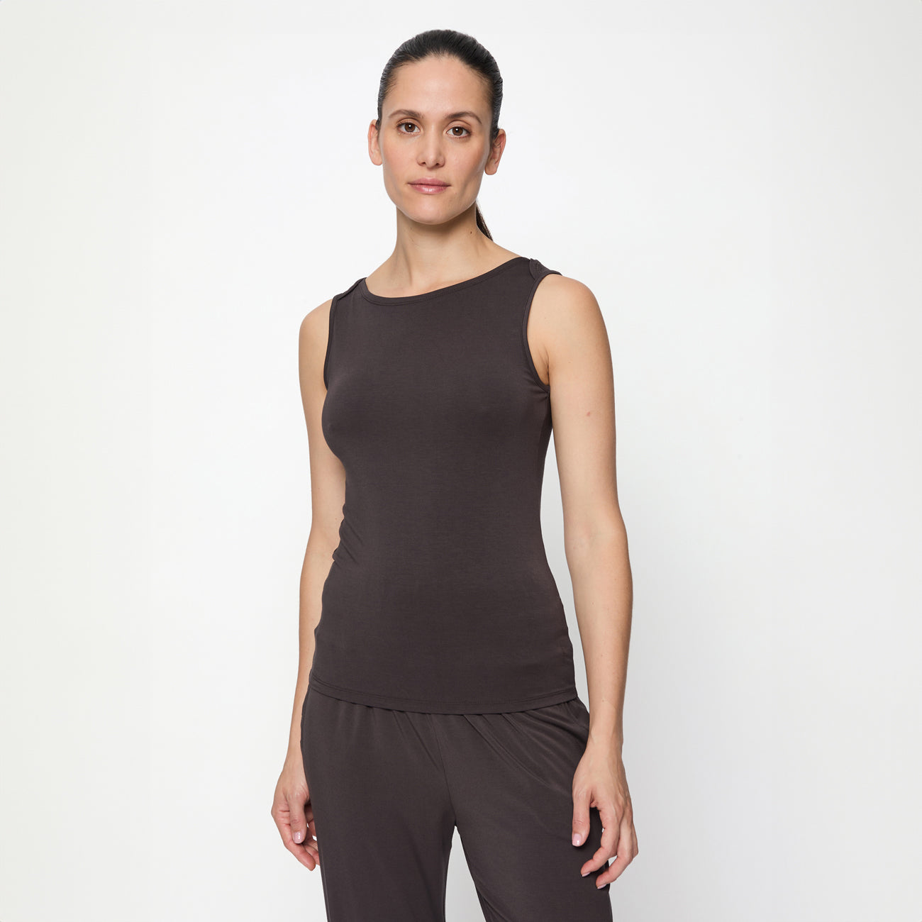 Curare Tank Top Boat Neck - Dark Brown   