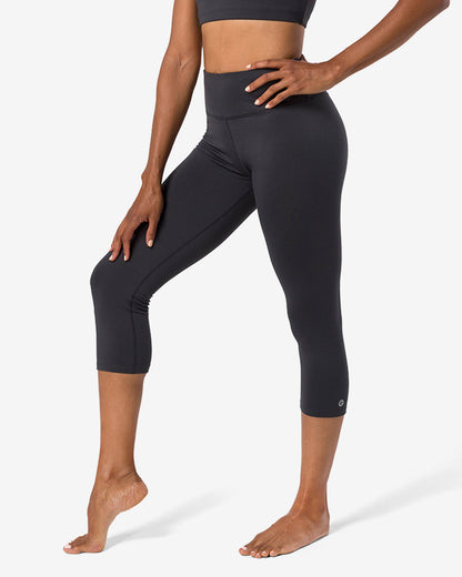 Manduka Dhara Capri Leggings - Phantom   