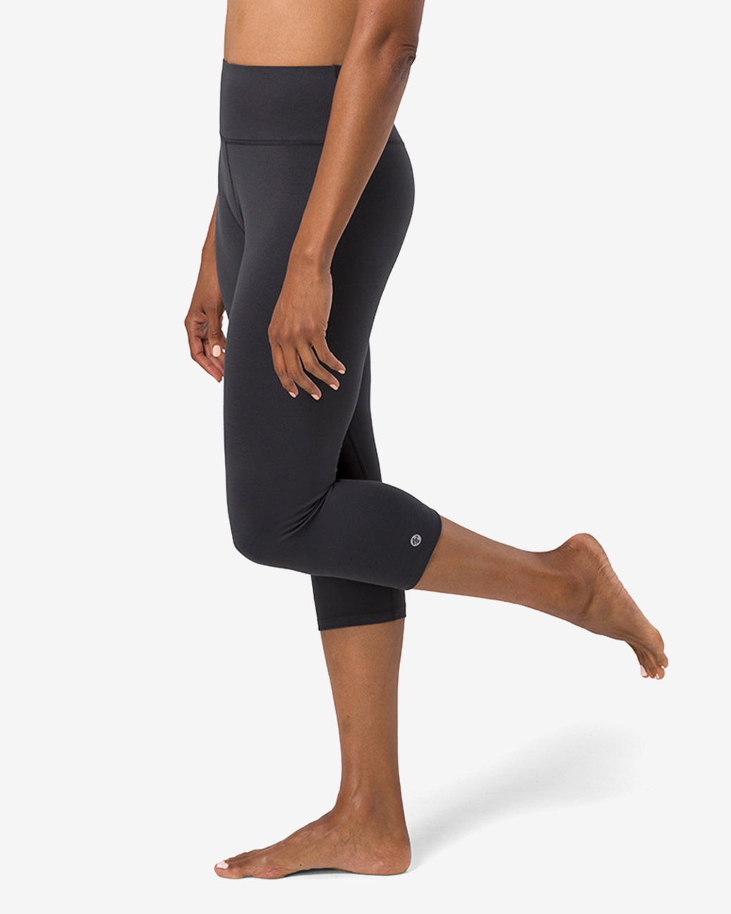 Manduka Dhara Capri Leggings - Phantom   