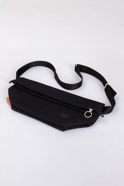 Sling Bag TAAVI - Raven