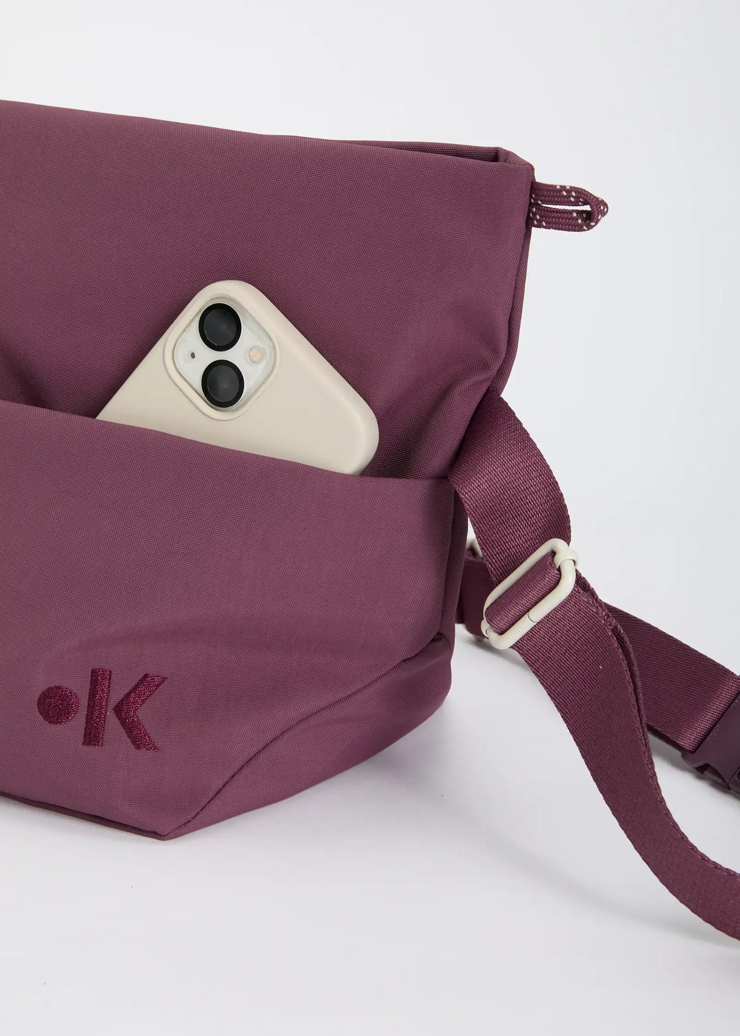 Sling Bag TAAVI - Plum